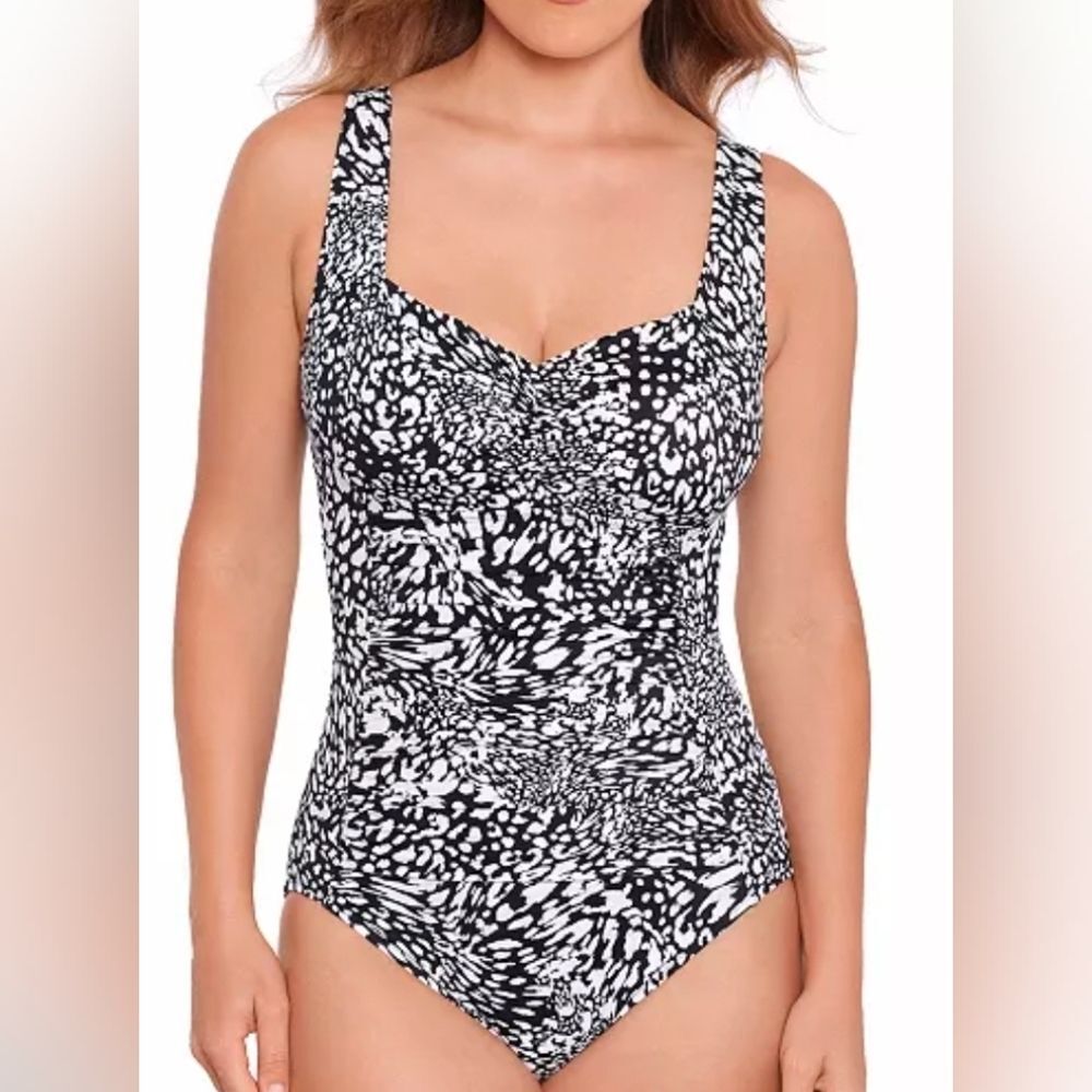 Swim Solutions Monochrome One Piece Swimsuit Women's Printed Ruched Front